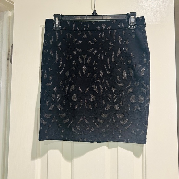 🆕 NWT PARKER  High Waist Zip Back Mini Skirt Black w/ Metallic Silver Women's 4 - Picture 1 of 5